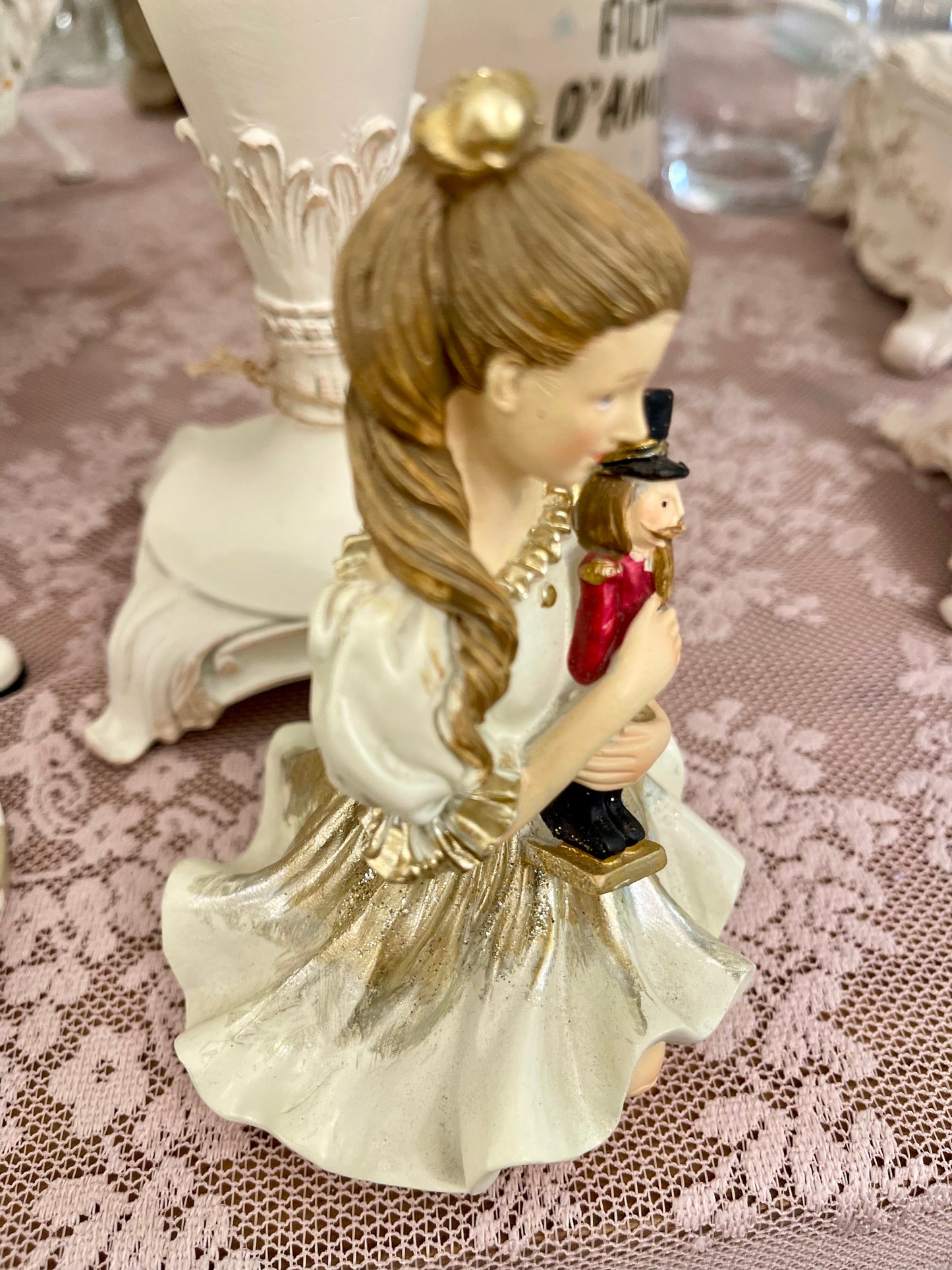 Danseuse avec casse noisette