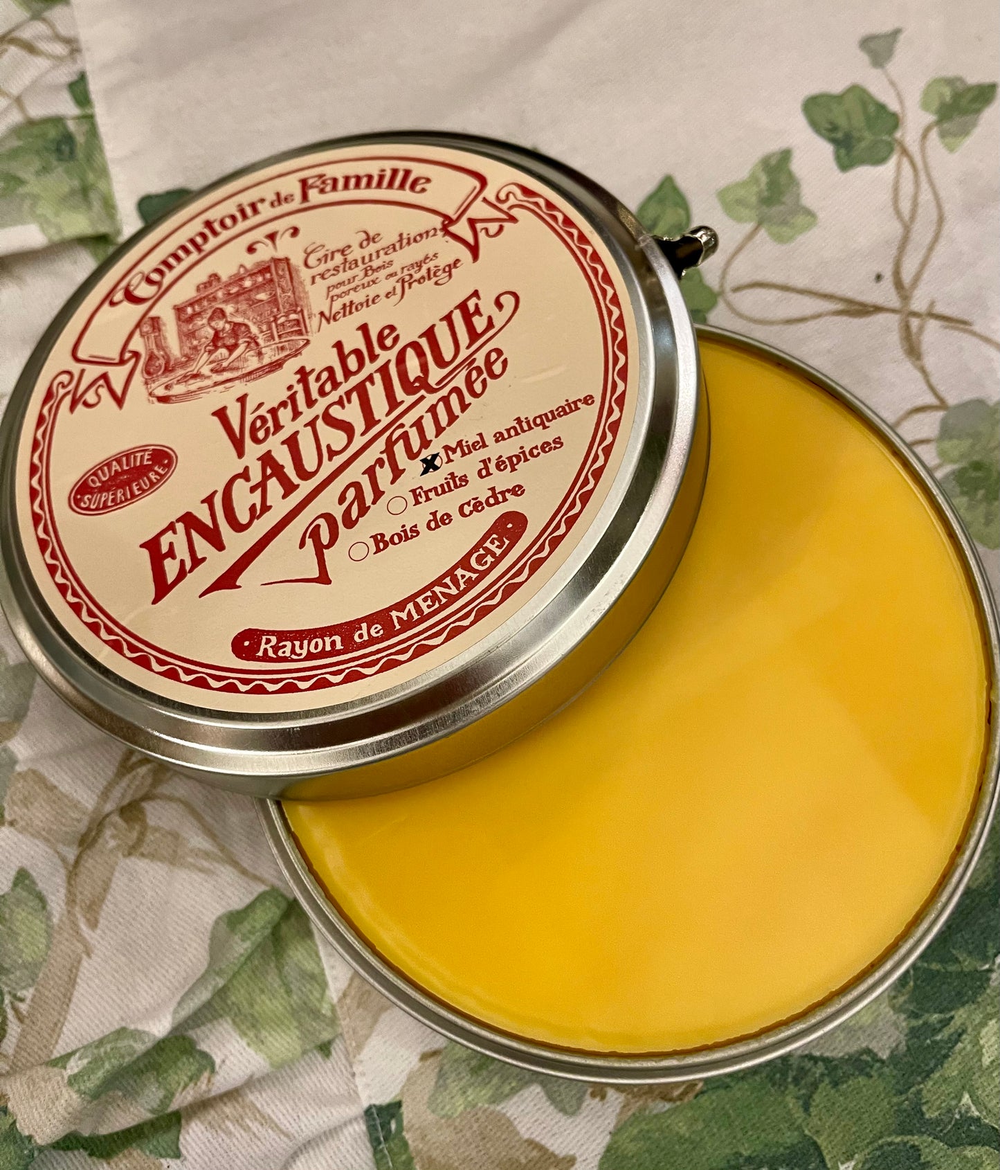 Véritable encaustique parfumé