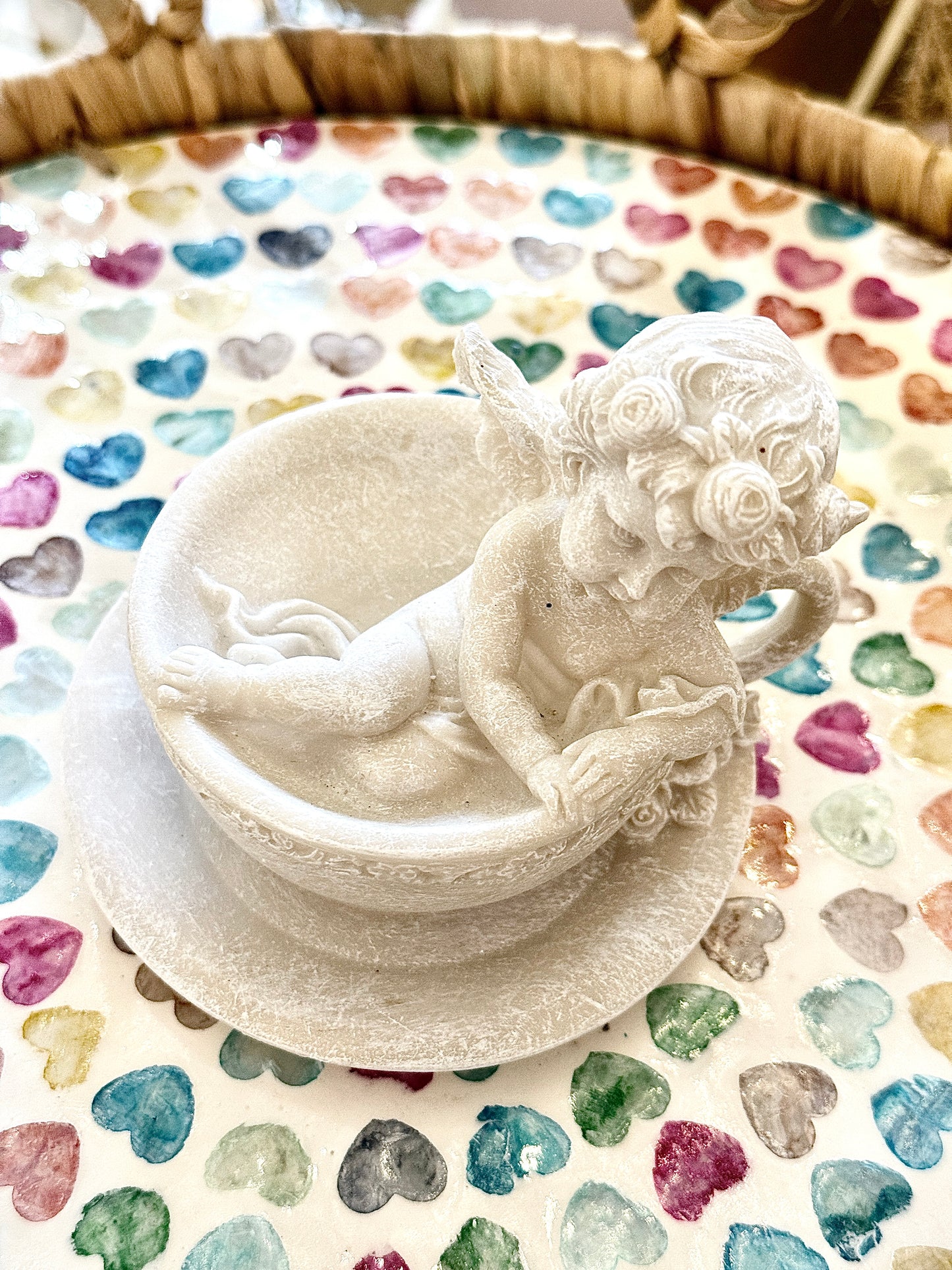 Ange Rêveur en Tasse