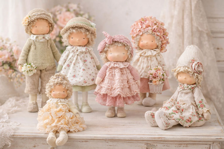 Poupées romantiques en tissus