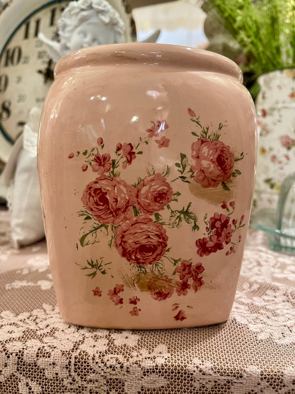 Cache pot cœur de roses