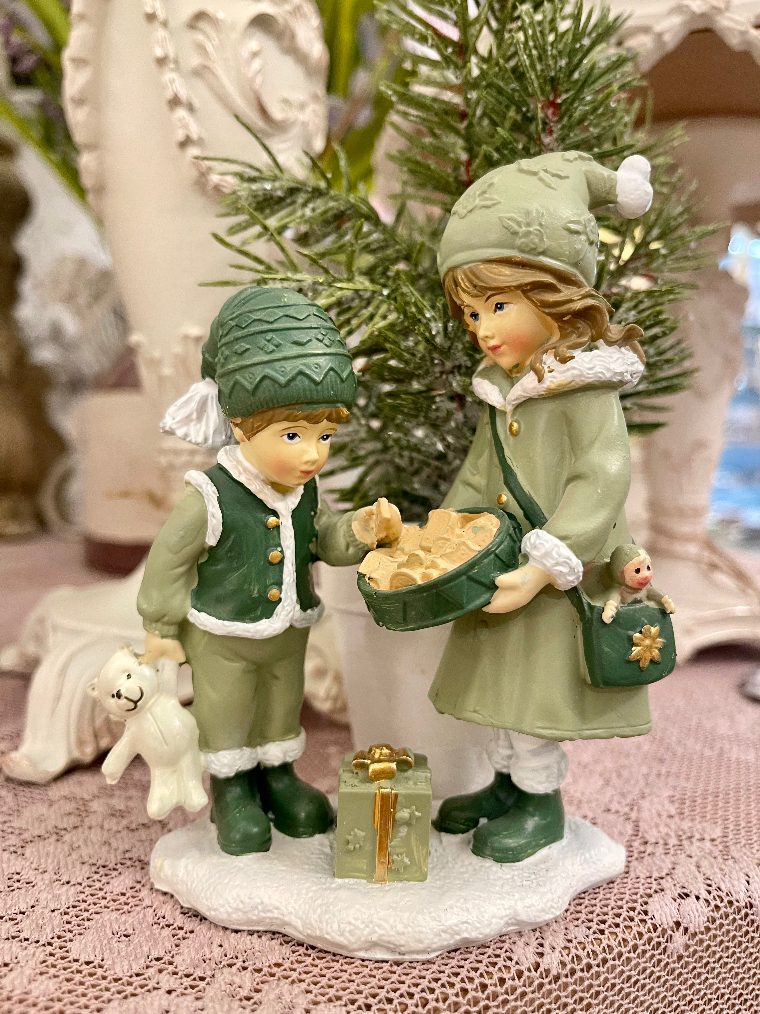 Couple d’enfants victoriens