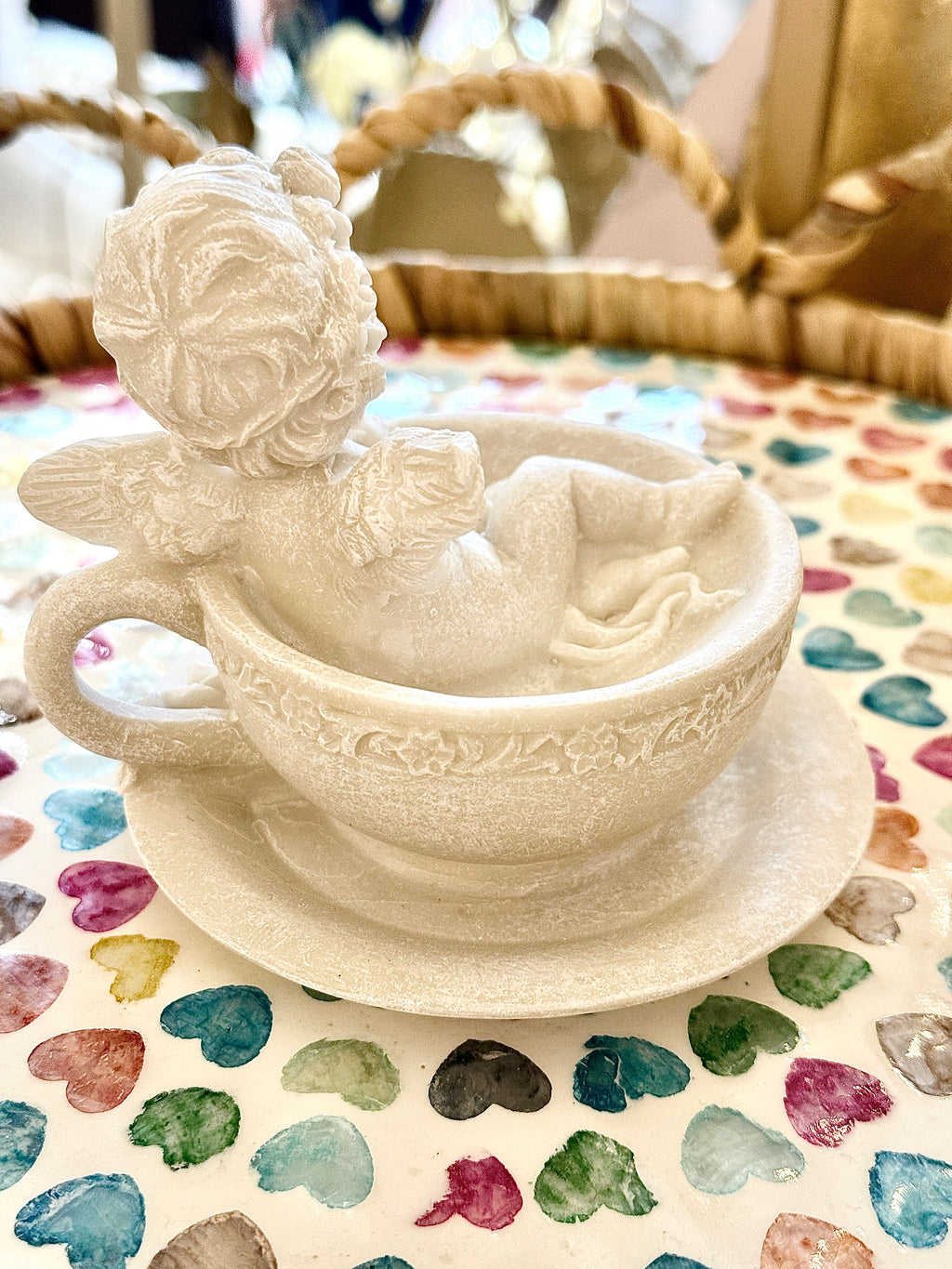Ange Rêveur en Tasse