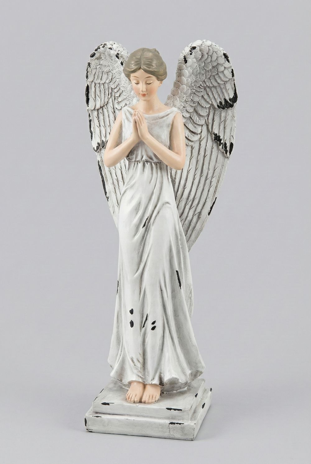Figurine ange en prière décorative blanc patiné, ailes déployées, style shabby chic romantique et poétique, décoration de charme esprit féérique