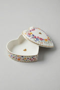 Boîte à bijoux en porcelaine en forme de cœur 13x13 cm, décor floral multicolore sur fond blanc, style décoration romantique shabby chic, ambiance maison de charme et poétique