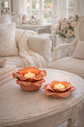 Lot de bougeoirs en forme de fleur rose en faïence, style shabby chic et décoration romantique, ambiance douce et poétique