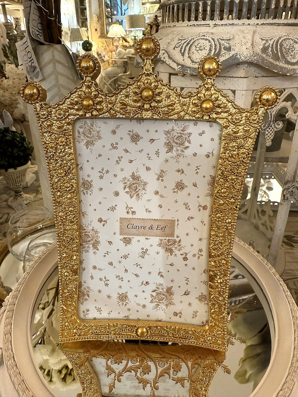 Cadre photo baroque doré style Versailles, cadre décoratif élégant aux finitions raffinées, décoration de charme et romantique pour intérieur chic