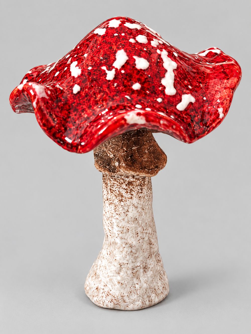 Champignon décoratif rouge et blanc au style féérique, petit objet déco pour village de Noël, console ou décoration près du sapin