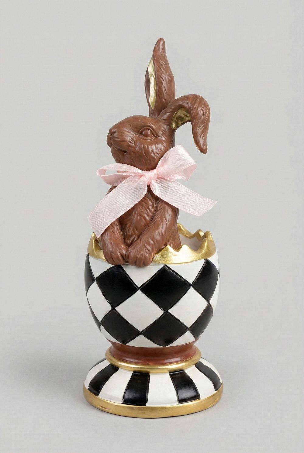 Figurine Choco-Lapin Royal pour décoration de Pâques, tons chocolat et beige, style shabby chic romantique, ambiance poétique et printanière