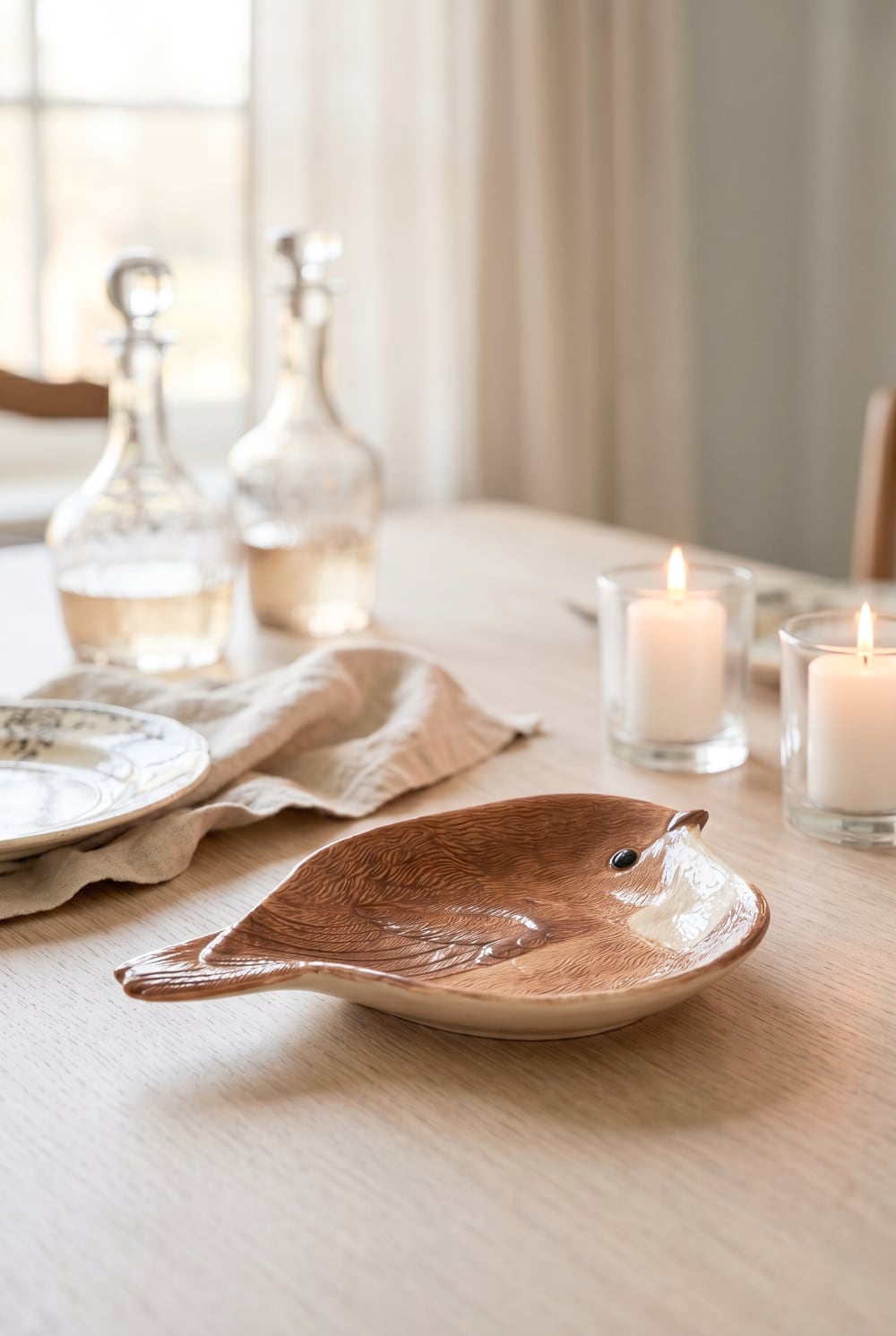 Coupelle en forme d’oiseau pour vaisselle romantique, décoration de charme aux tons doux, ambiance poétique et shabby chic