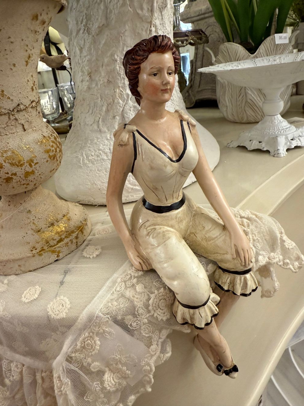 Figurine décorative de baigneuse rétro assise, 29 cm, ivoire et noir, style romantique shabby chic, ambiance vintage élégante