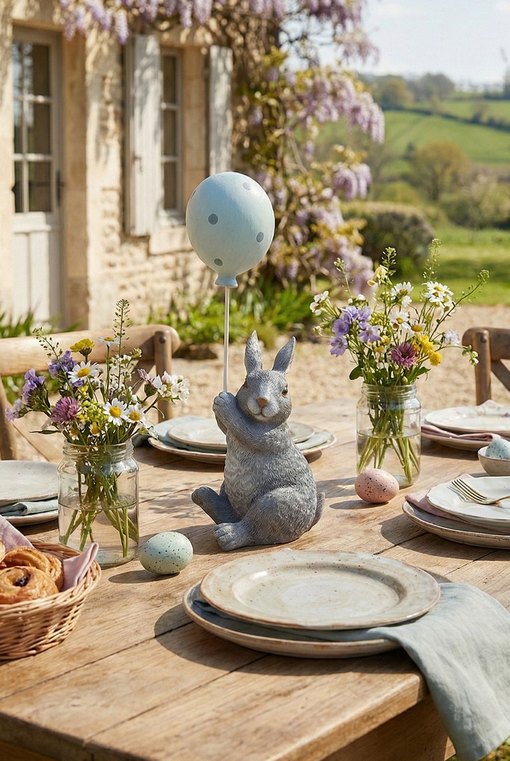Figurine lapin au ballon vert menthe de 18 cm, décoration de Pâques romantique shabby chic, ambiance poétique et printanière