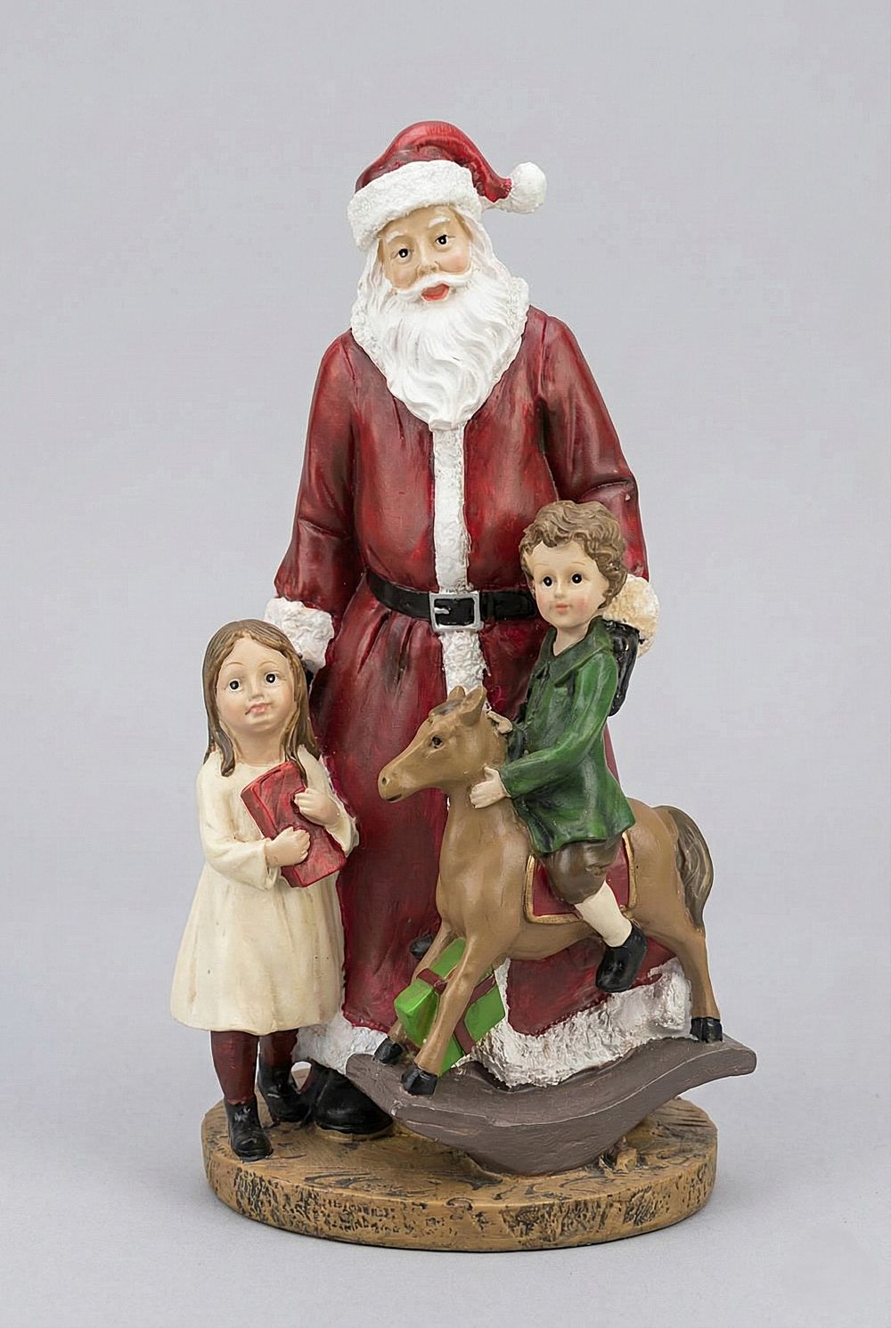Figurine décorative de Noël représentant un Père Noël avec deux enfants, couleurs rouge blanc et vert, style romantique et féérique, hauteur 20 cm