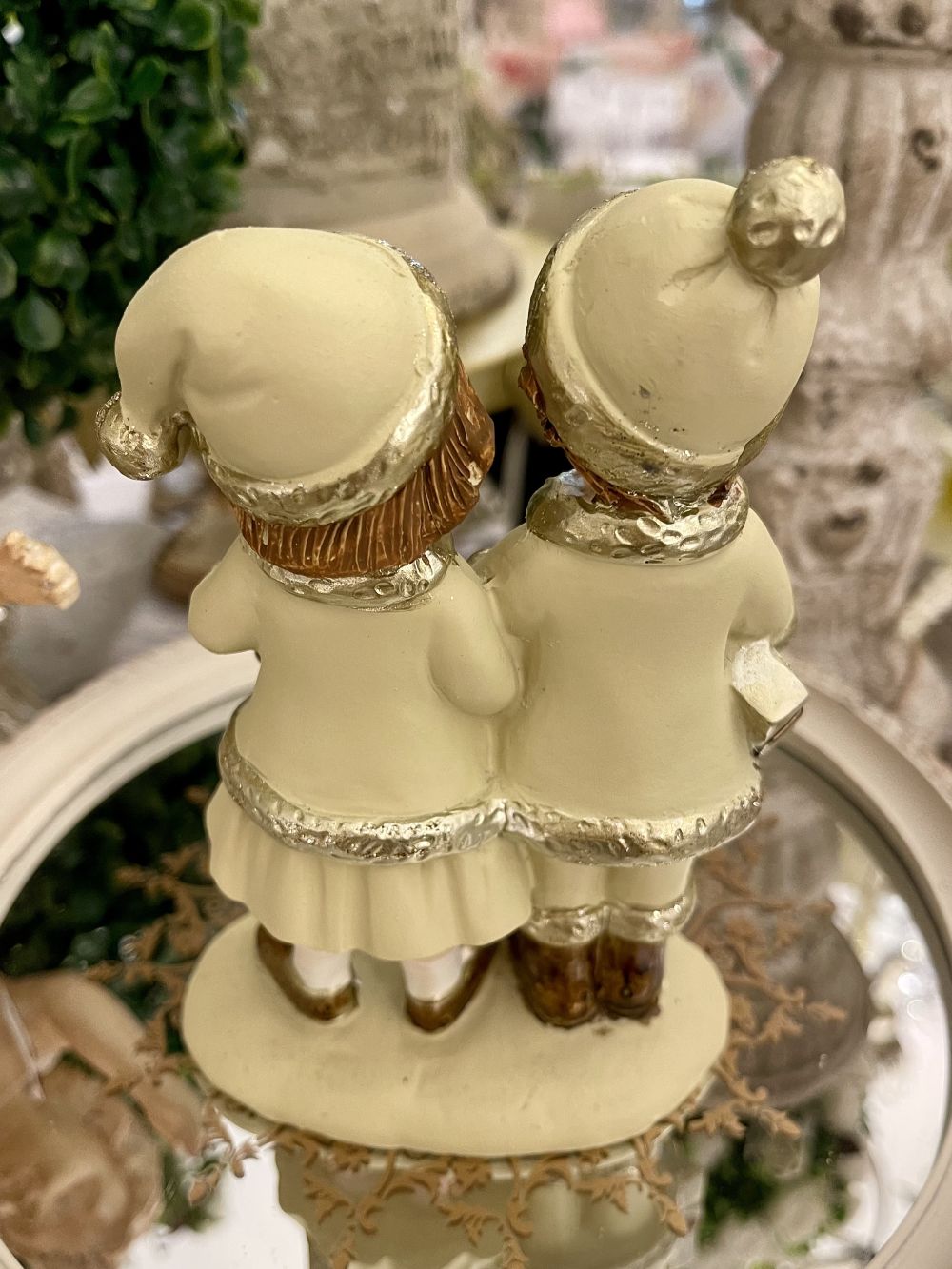 Figurine vintage petit couple d’enfants assis style shabby chic décoration romantique