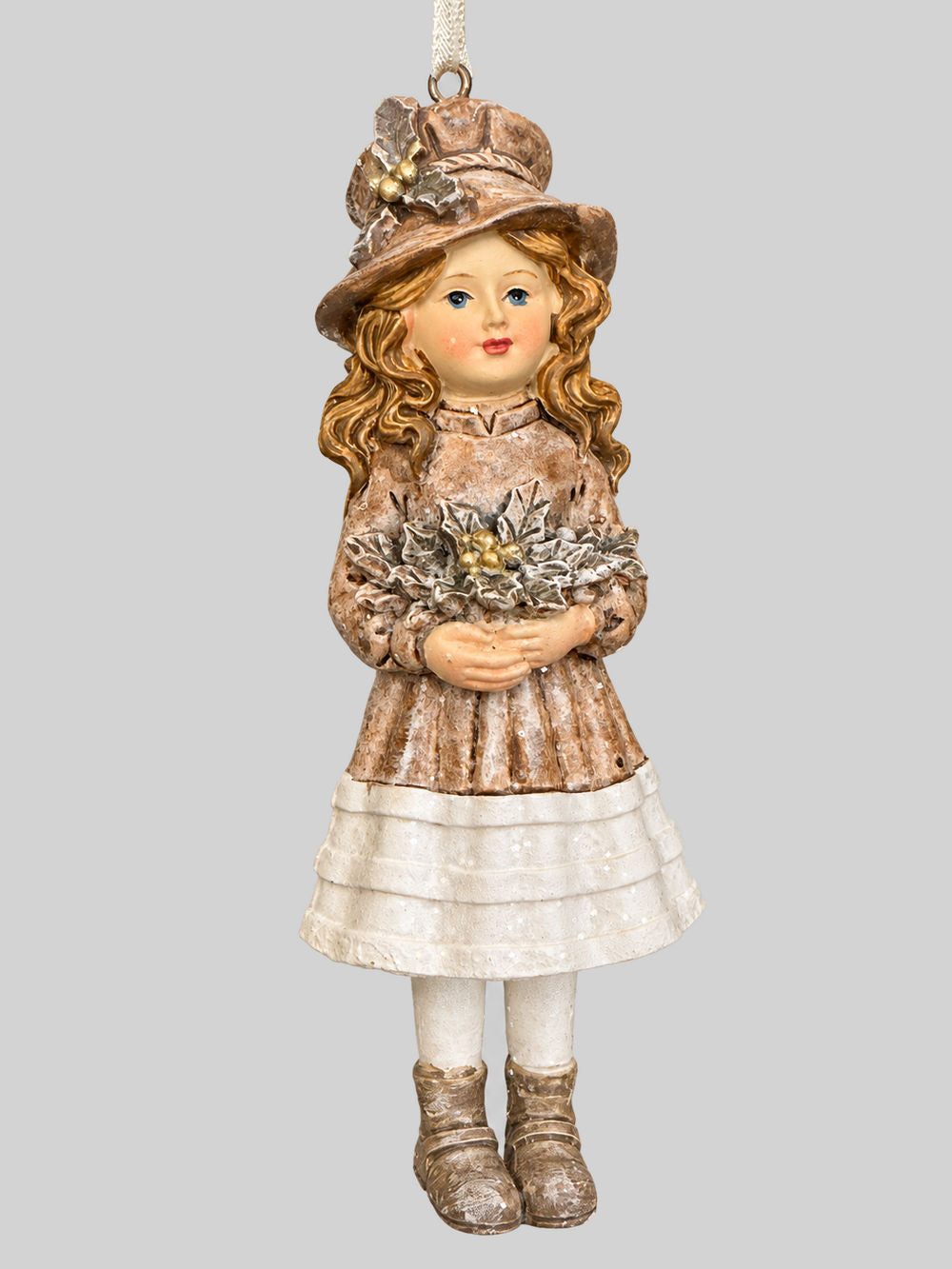 Petite fille décorative à suspendre beige rosé, ivoire et doré, style romantique et poétique pour décoration shabby chic