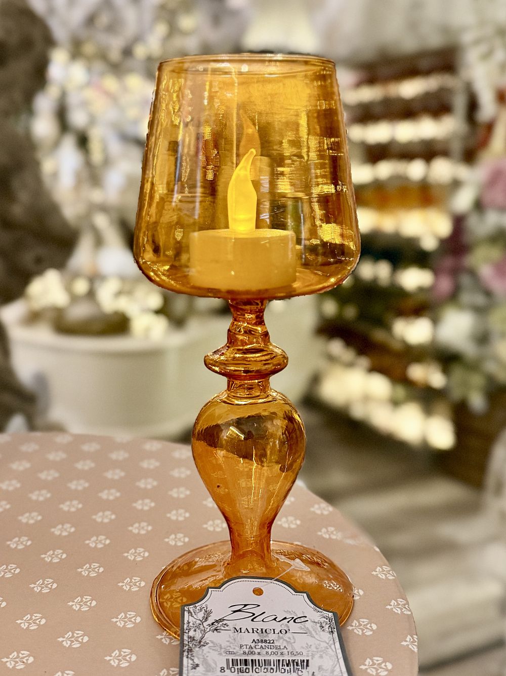 Photophore Ambre Élégance Blanc MariClò en verre ambré orange doré, grand et petit modèle, style romantique et shabby chic, lumière chaleureuse et déco de charme