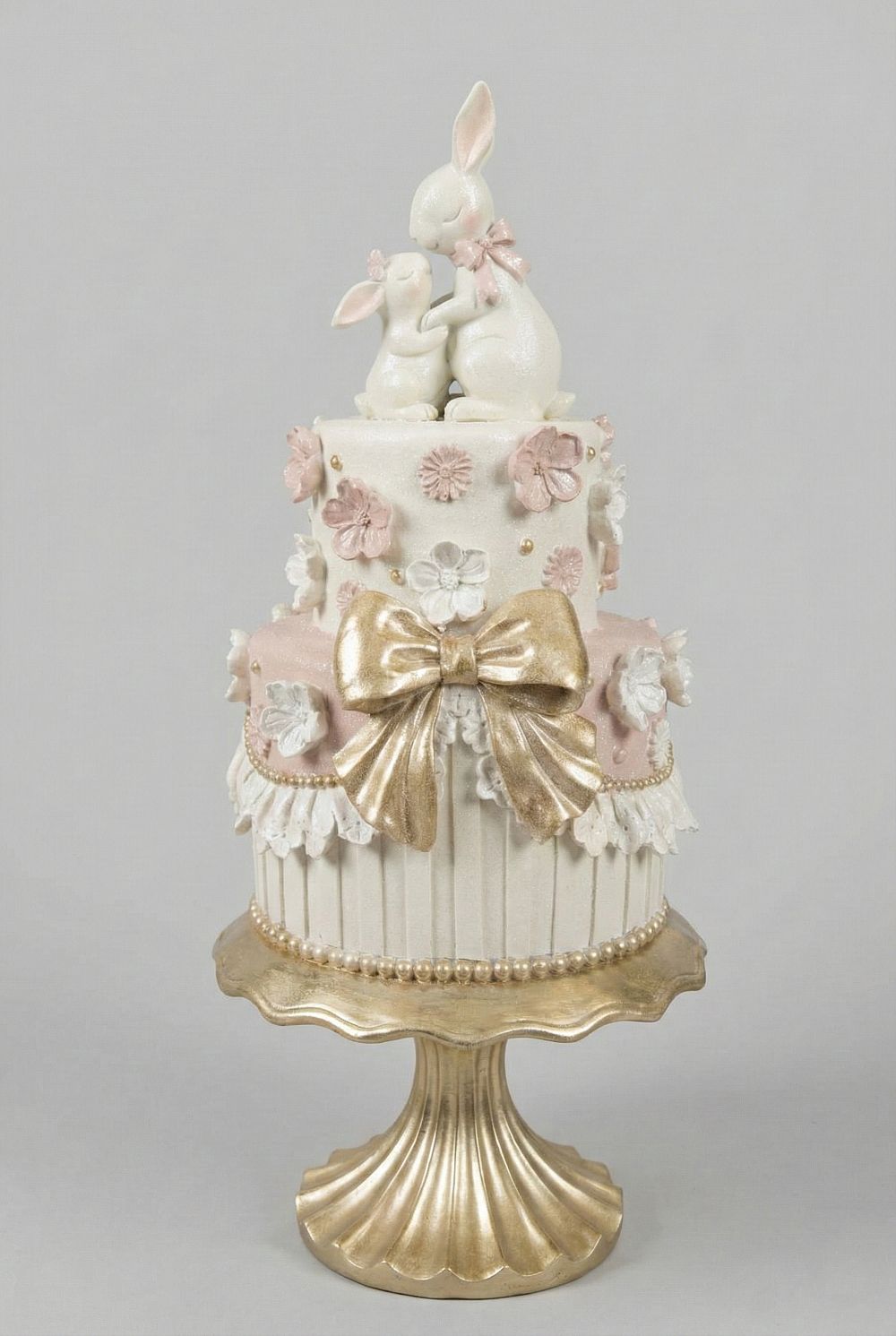Pièce montée décorative de Pâques avec lapins, blanc patiné, rose poudré et doré, style shabby chic romantique et poétique, décoration de charme