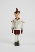 Figurine Pinocchio décorative à suspendre, bras articulés, tons blanc patiné rouge et vert, style shabby chic et ambiance poétique et féérique