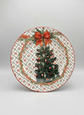 Plateau de Noël en métal émaillé Blanc Mariclò décoré d’un sapin vert et d’un ruban rouge, style romantique et shabby chic pour une déco de charme festive.